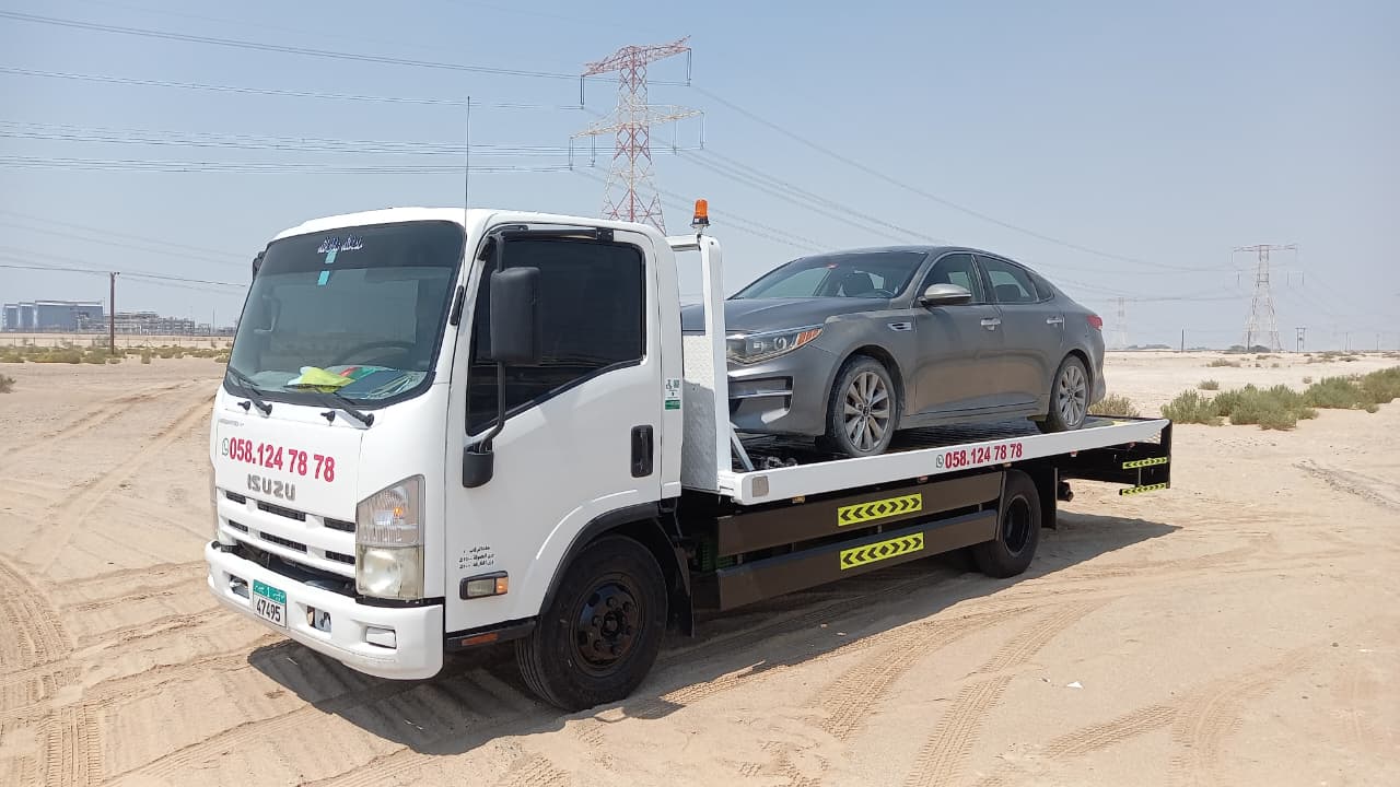 Recovery truck UAE